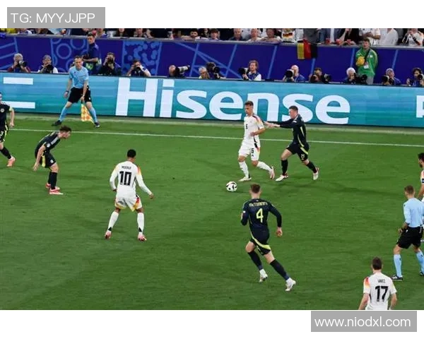 冰岛足球明星崛起之路:从寒冷岛屿到国际赛场的闪耀之星 冰岛足球明星崛起之路:从寒冷岛屿到国际赛场的闪耀之星